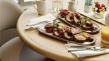 <b>Novotel Toronto Centre Restaurant</b>. Images powered by <a href="https://iceportal.shijigroup.com/" title="IcePortal" target="_blank">IcePortal</a>.