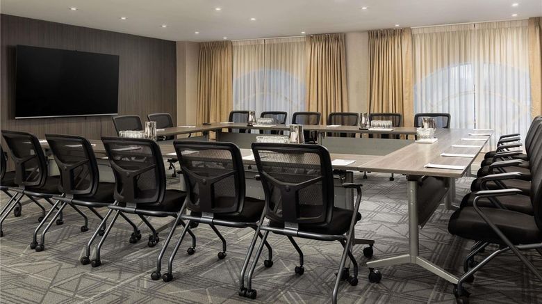 <b>Novotel Toronto Centre Meeting</b>. Images powered by <a href="https://iceportal.shijigroup.com/" title="IcePortal" target="_blank">IcePortal</a>.