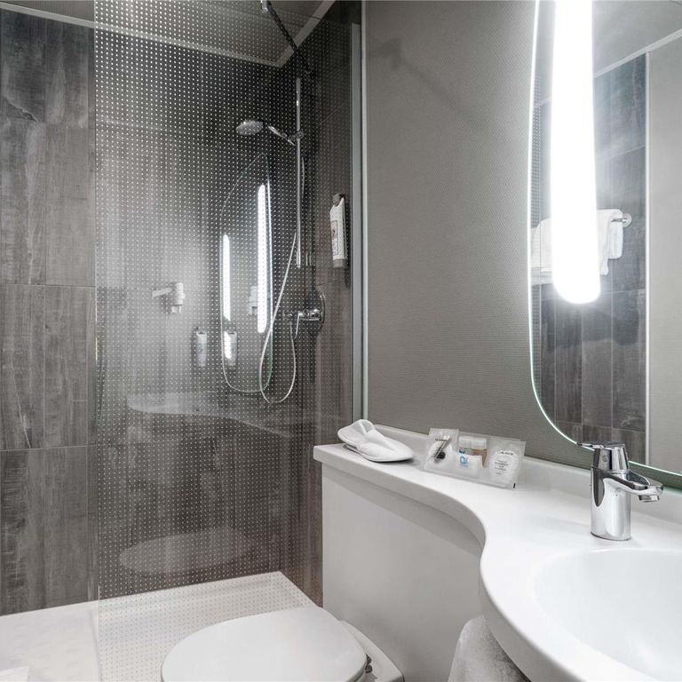 Ibis Hotel Milan Centro