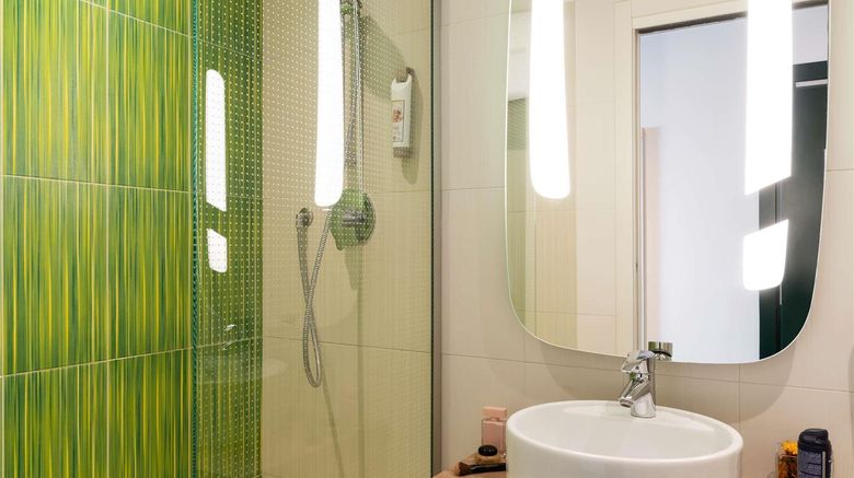<b>Ibis Hotel Milan Centro Exterior</b>. Images powered by <a href="https://iceportal.shijigroup.com/" title="IcePortal" target="_blank">IcePortal</a>.