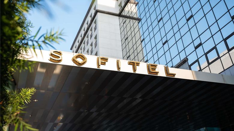 <b>Sofitel Los Angeles at Beverly Hills Exterior</b>. Images powered by <a href="https://iceportal.shijigroup.com/" title="IcePortal" target="_blank">IcePortal</a>.
