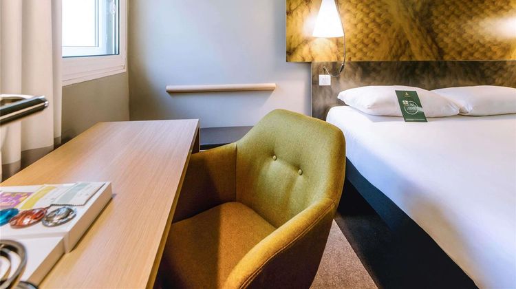 Ibis Hotel Avignon Centre gare Exterior