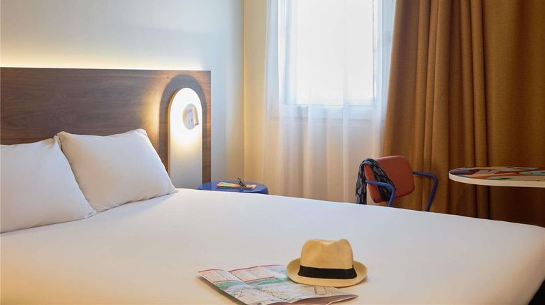 <b>Ibis Hotel Avignon Centre gare Room</b>. Images powered by <a href="https://iceportal.shijigroup.com/" title="IcePortal" target="_blank">IcePortal</a>.