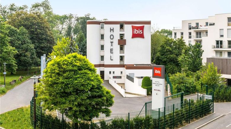 Ibis Paris Meudon La Foret-Velizy Exterior. Images powered by <a href="https://iceportal.shijigroup.com" target="_blank" rel="noopener">Ice Portal</a>.