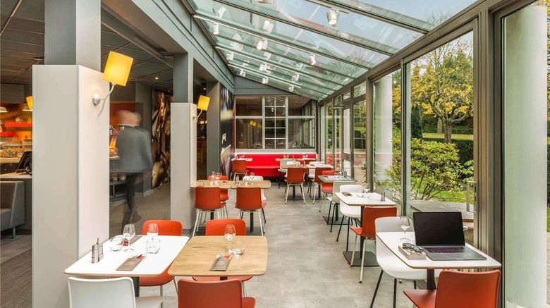 <b>Ibis Paris Meudon La Foret-Velizy Exterior</b>. Images powered by <a href="https://iceportal.shijigroup.com/" title="IcePortal" target="_blank">IcePortal</a>.