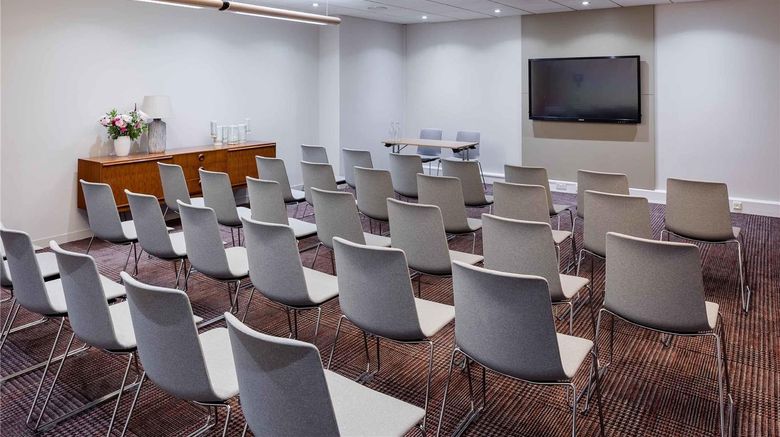 <b>Novotel York Meeting</b>. Images powered by <a href="https://iceportal.shijigroup.com/" title="IcePortal" target="_blank">IcePortal</a>.