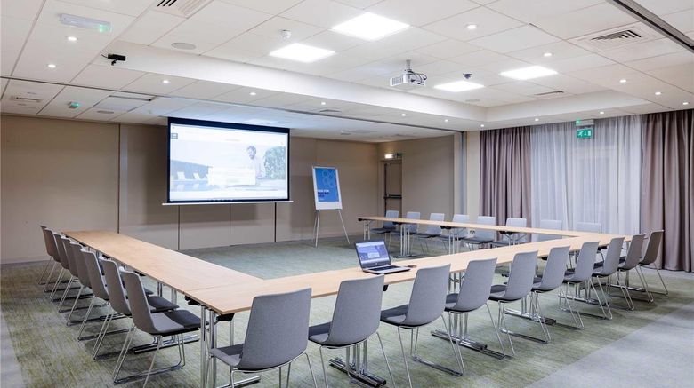 <b>Novotel York Meeting</b>. Images powered by <a href="https://iceportal.shijigroup.com/" title="IcePortal" target="_blank">IcePortal</a>.