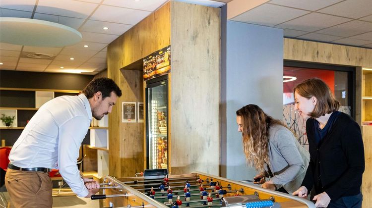 Ibis Hotel Bordeaux Meriadeck Exterior