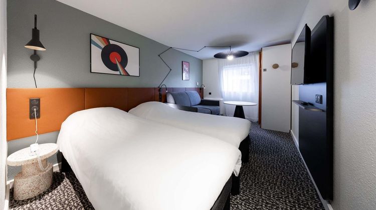 Ibis Hotel Bordeaux Meriadeck Room