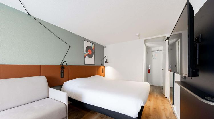 Ibis Hotel Bordeaux Meriadeck Room