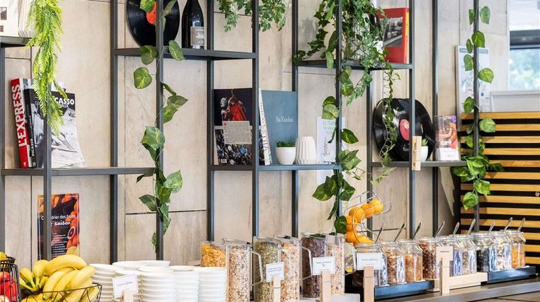 <b>Ibis Paris Alesia Restaurant</b>. Images powered by <a href="https://iceportal.shijigroup.com/" title="IcePortal" target="_blank">IcePortal</a>.