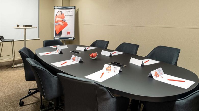 <b>Ibis Paris Alesia Meeting</b>. Images powered by <a href="https://iceportal.shijigroup.com/" title="IcePortal" target="_blank">IcePortal</a>.