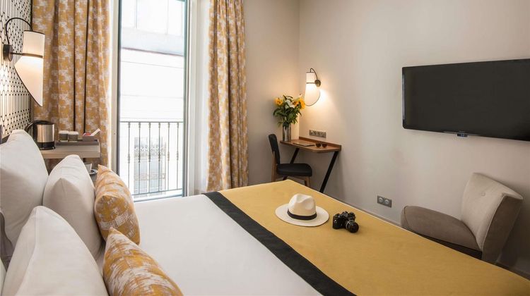 Hotel Mercure Nice Marche aux Fleurs Room