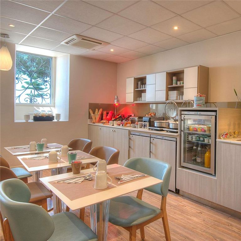 Hotel Mercure Nice Marche aux Fleurs
