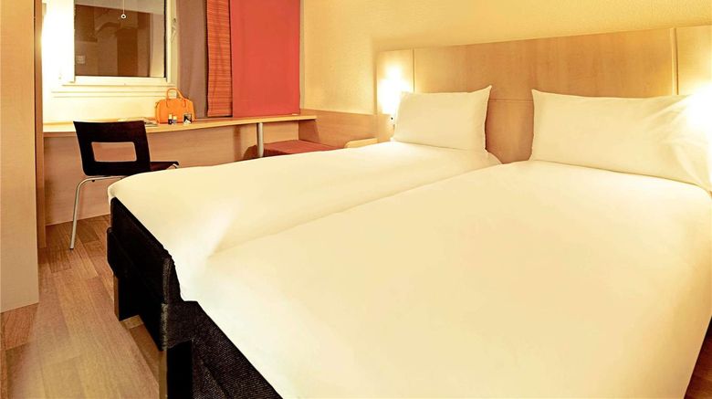 <b>Ibis Hotel le Puy Room</b>. Images powered by <a href="https://iceportal.shijigroup.com/" title="IcePortal" target="_blank">IcePortal</a>.