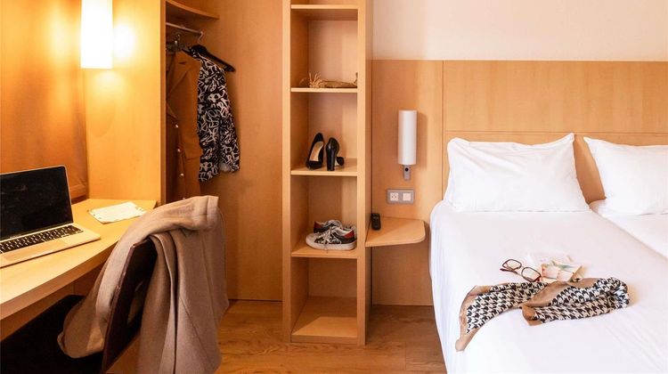 Ibis Hotel le Puy Room