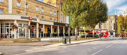 Ibis Hotel Greenwich Exterior