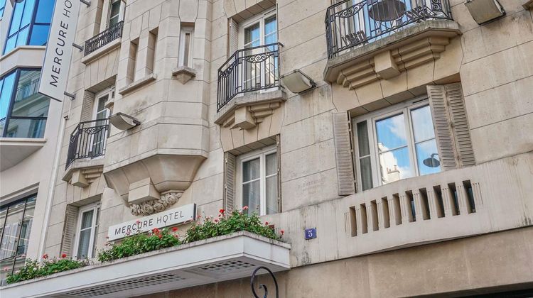 Mercure Paris Opera Faubourg Montmartre Exterior
