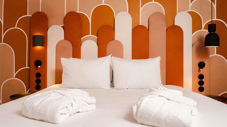 Mercure Paris Opera Faubourg Montmartre Room