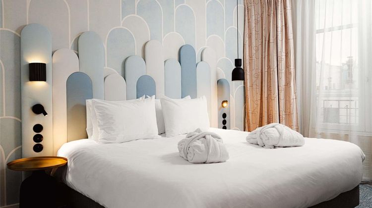 Mercure Paris Opera Faubourg Montmartre Room