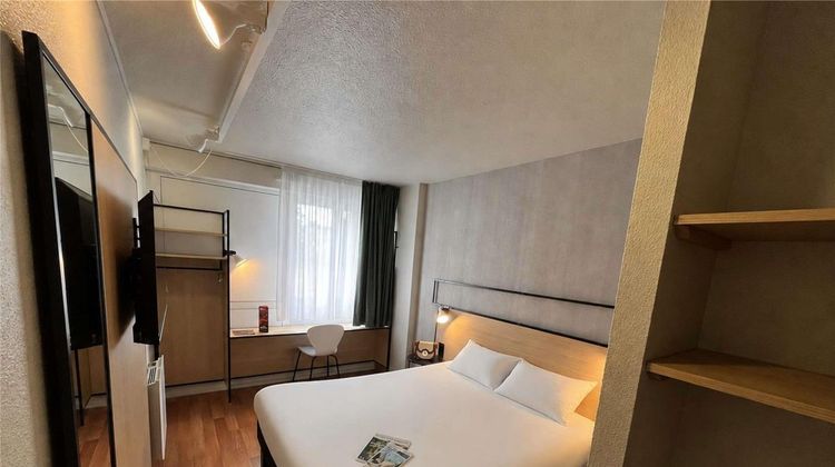 Ibis Hotel Alencon Room