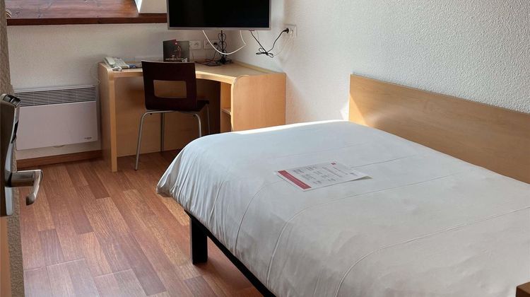 Ibis Hotel Alencon Room