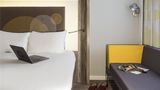 <b>Novotel Ipswich Room</b>. Images powered by <a href="https://iceportal.shijigroup.com/" title="IcePortal" target="_blank">IcePortal</a>.
