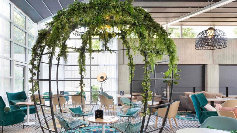 <b>Novotel Paris Charles-de-Gaulle Airport Exterior</b>. Images powered by <a href="https://iceportal.shijigroup.com/" title="IcePortal" target="_blank">IcePortal</a>.