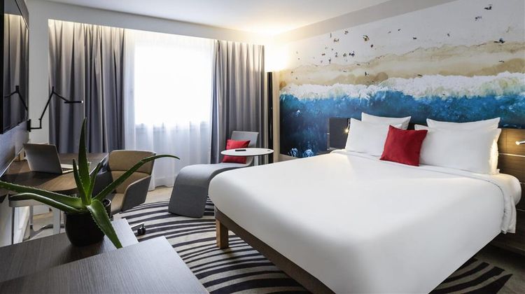 Novotel Bordeaux Centre Room