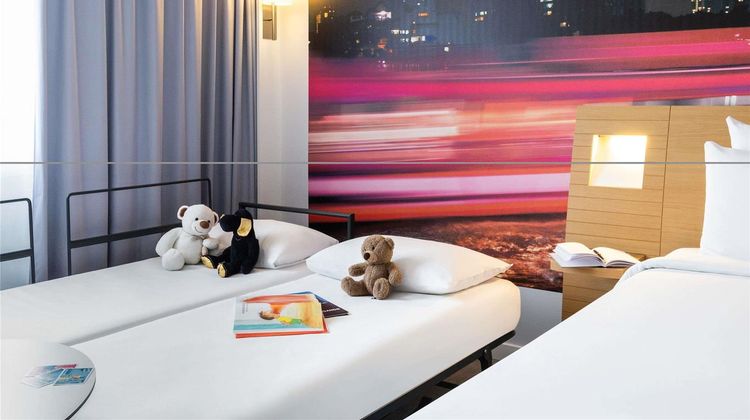 Novotel Bordeaux Centre Room
