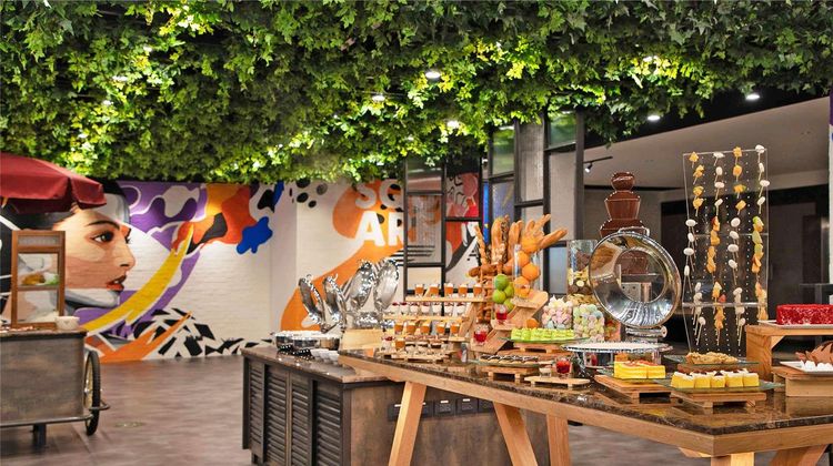 Novotel Bangkok on Siam Square Restaurant