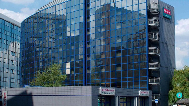 Mercure Paris Val de Fontenay Hotel Exterior