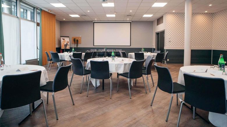 <b>Mercure Paris Val de Fontenay Hotel Meeting</b>. Images powered by <a href="https://iceportal.shijigroup.com/" title="IcePortal" target="_blank">IcePortal</a>.