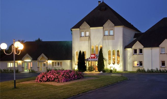 Ibis Hotel Chateau-Thierry Exterior