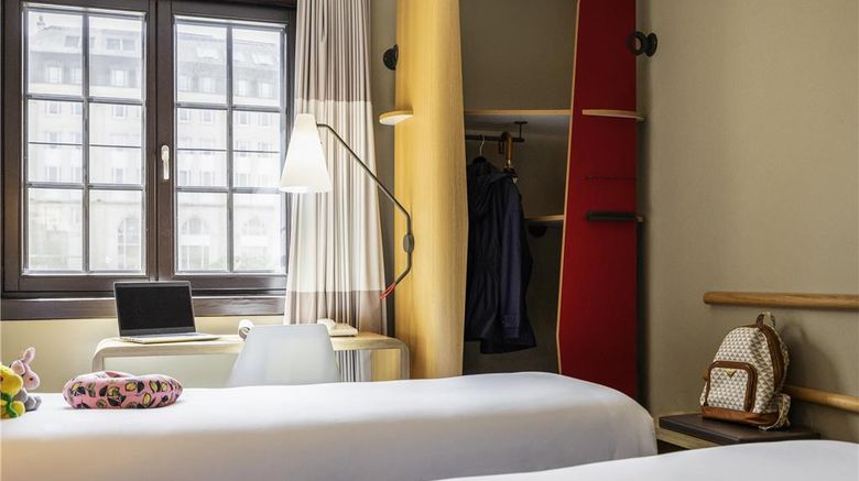 <b>Ibis Hotel off Grand Place Room</b>. Images powered by <a href="https://iceportal.shijigroup.com/" title="IcePortal" target="_blank">IcePortal</a>.