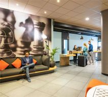 Ibis Hotel off Grand Place Exterior