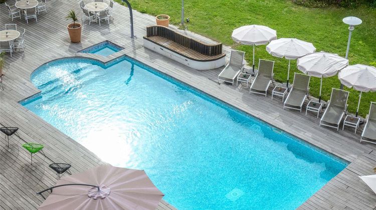 Mercure Hyeres Pool