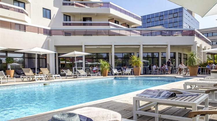 Mercure Hyeres Pool