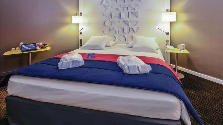 <b>Mercure Rennes Centre Parlement Suite</b>. Images powered by <a href="https://iceportal.shijigroup.com/" title="IcePortal" target="_blank">IcePortal</a>.