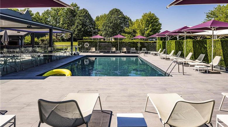 <b>Novotel Orleans St Jean de Braye Pool</b>. Images powered by <a href="https://iceportal.shijigroup.com/" title="IcePortal" target="_blank">IcePortal</a>.