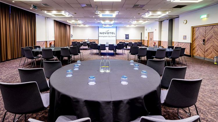 Novotel Birmingham Centre Meeting