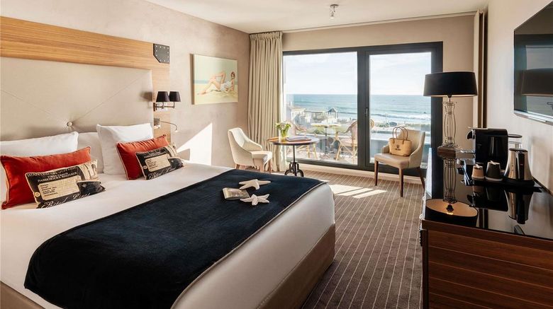 <b>Cote Ouest Thalasso & Spa Hotel Room</b>. Images powered by <a href="https://iceportal.shijigroup.com/" title="IcePortal" target="_blank">IcePortal</a>.