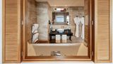 <b>Cote Ouest Thalasso & Spa Hotel Suite</b>. Images powered by <a href="https://iceportal.shijigroup.com/" title="IcePortal" target="_blank">IcePortal</a>.