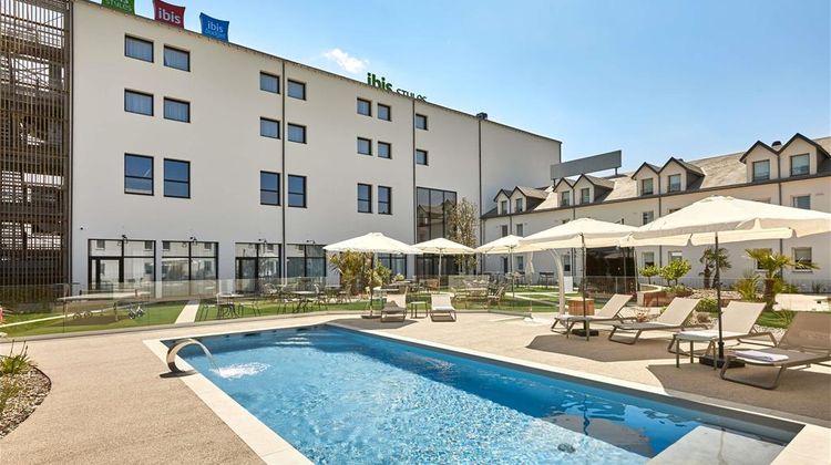 Hotel Ibis La Roche sur Yon Pool