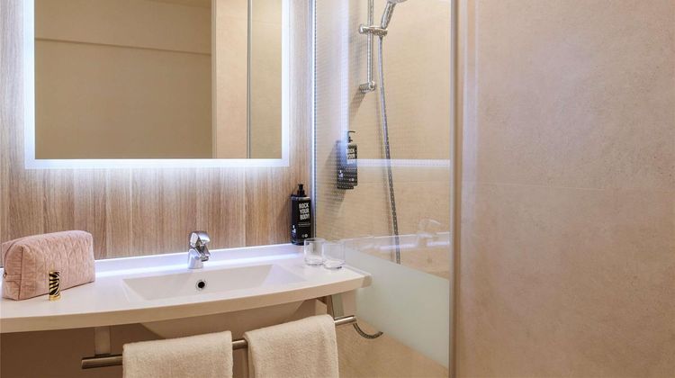 Hotel Ibis La Roche sur Yon Room