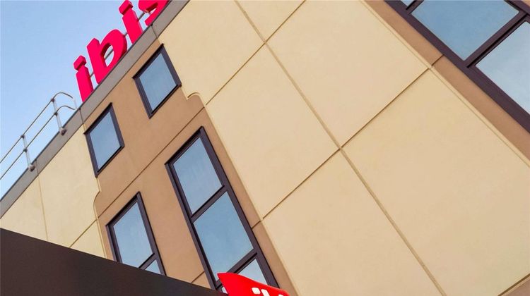 Ibis Brussels Airport Hotel Exterior