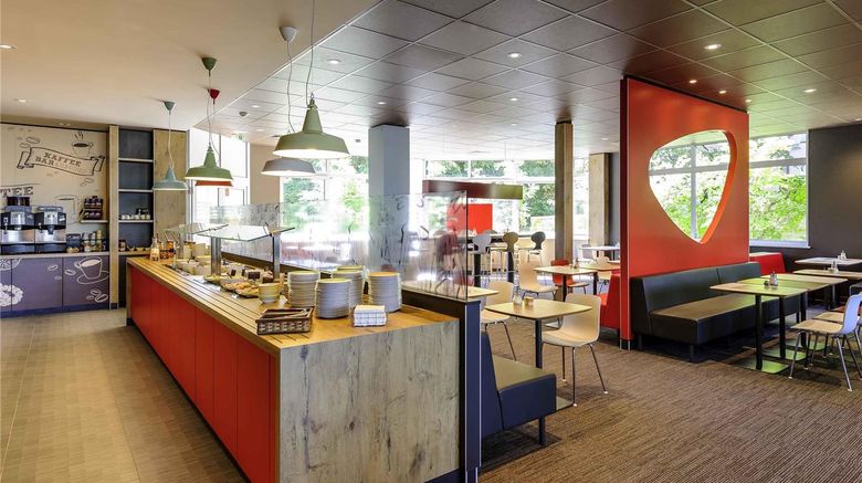 <b>Ibis Hotel Beim Konigsplatz Restaurant</b>. Images powered by <a href="https://iceportal.shijigroup.com/" title="IcePortal" target="_blank">IcePortal</a>.