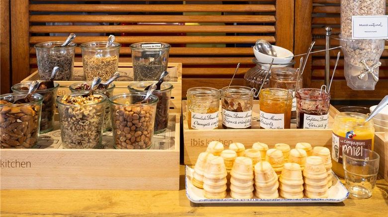 <b>Ibis Hotel Angouleme Nord Restaurant</b>. Images powered by <a href="https://iceportal.shijigroup.com/" title="IcePortal" target="_blank">IcePortal</a>.