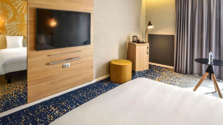 <b>Mercure Airport Lille Room</b>. Images powered by <a href="https://iceportal.shijigroup.com/" title="IcePortal" target="_blank">IcePortal</a>.
