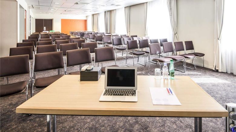 <b>Novotel Nice Centre Meeting</b>. Images powered by <a href="https://iceportal.shijigroup.com/" title="IcePortal" target="_blank">IcePortal</a>.